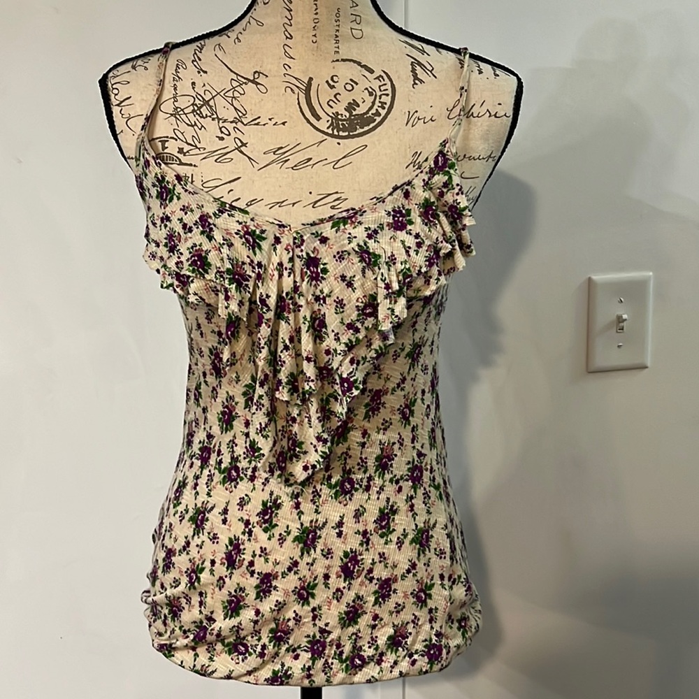 Floral tank top ruffle front